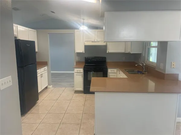 $2,000 | 116 Crescent Court, Kissimmee, FL 34758