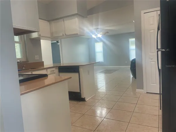 $2,000 | 116 Crescent Court, Kissimmee, FL 34758