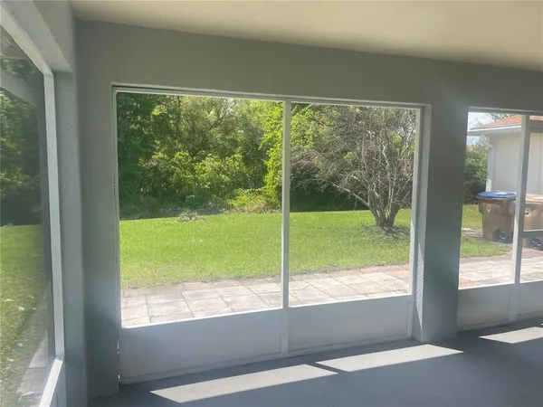 $2,000 | 116 Crescent Court, Kissimmee, FL 34758