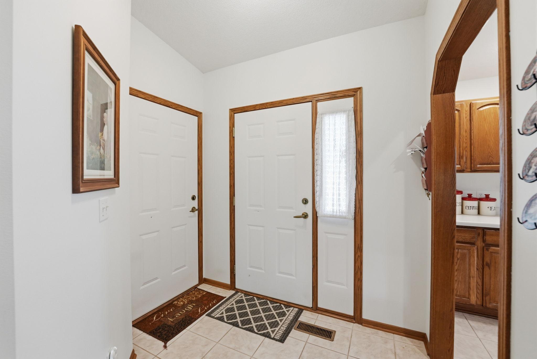 2706 9th Street Southwest Willmar, MN 56201 - Photo 7 of 36