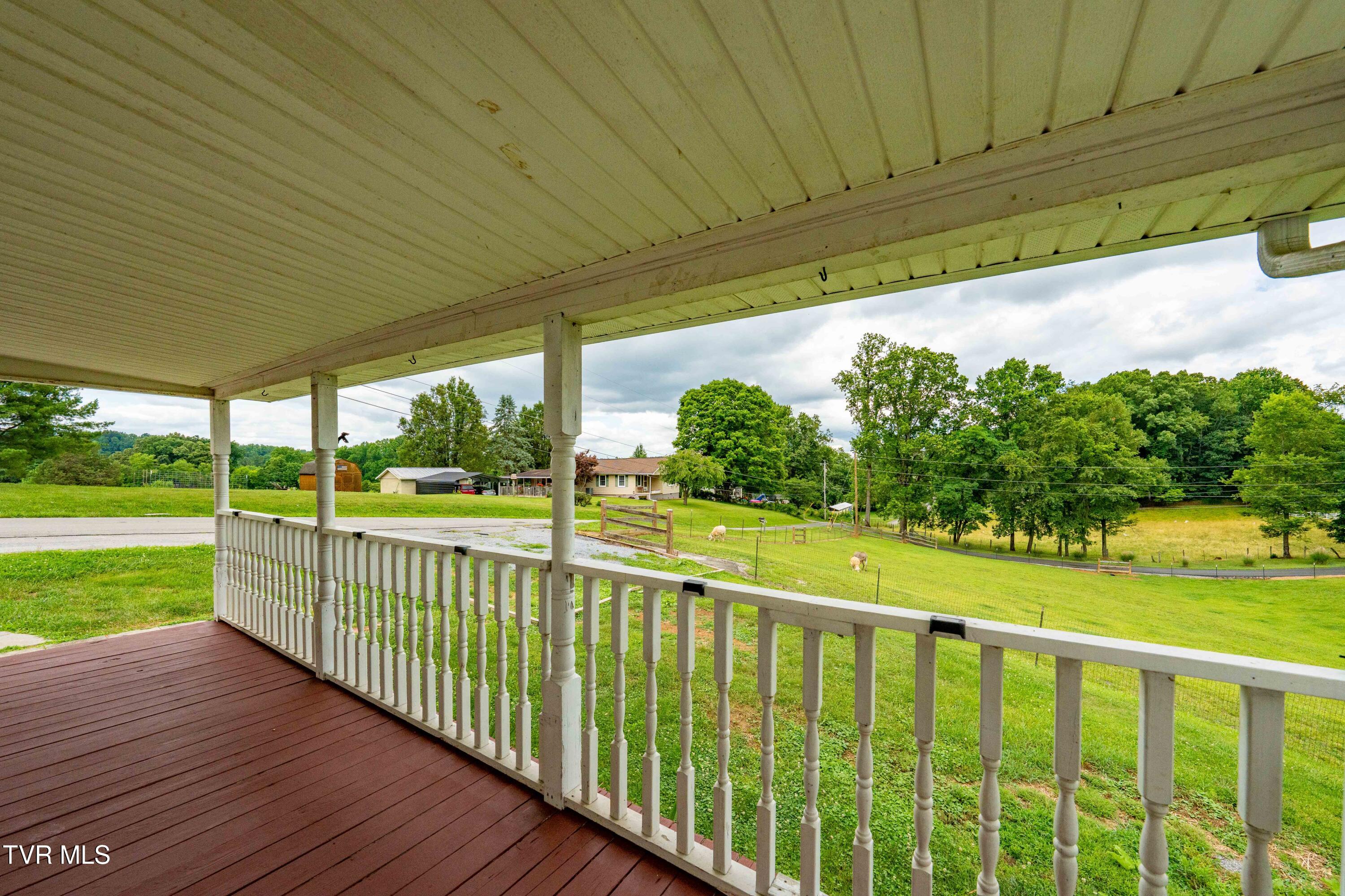 147 Fox Road Johnson City, TN 37601 - Photo 21 of 59 147 Fox road (30 of 59)