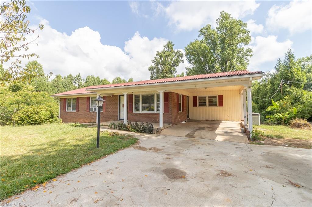 588 Warner Road Troy, NC 27371 - Photo 3 of 31 Gallery Image 3