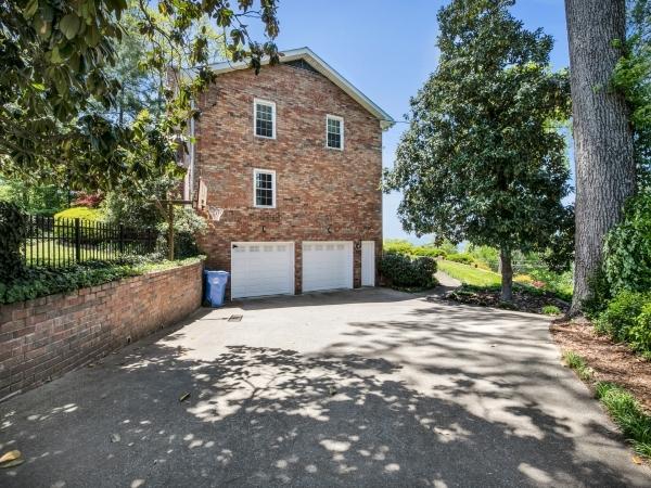214 South Crest Road Chattanooga, TN 37404 - Photo 6 of 25 06-5aed09a6cc466