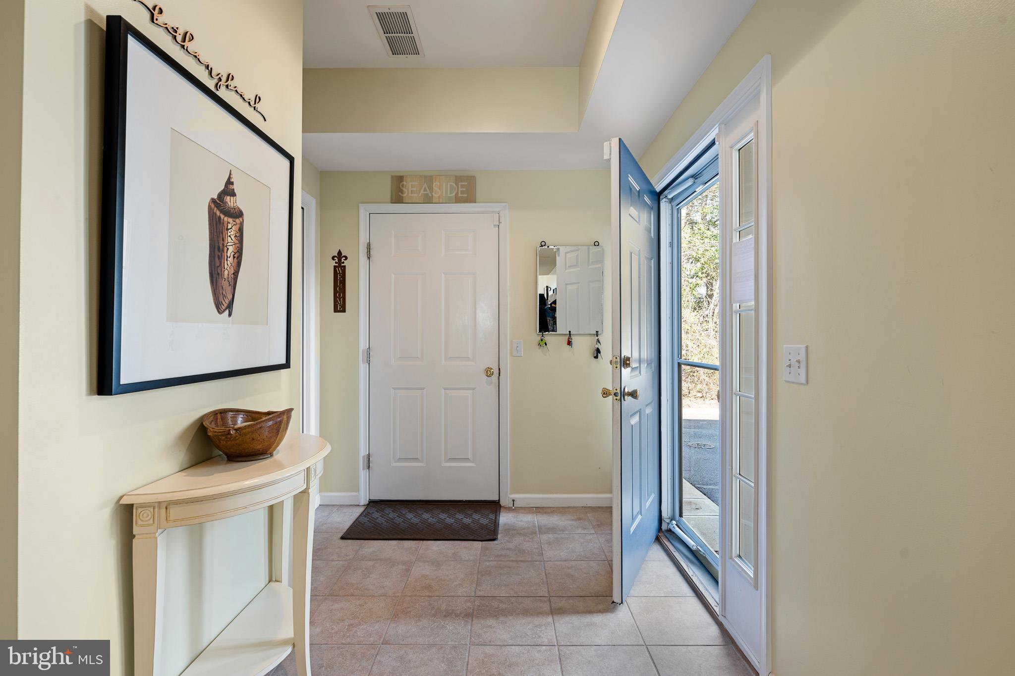 38744 Skipjack Village Road, Unit 14 Bethany Beach, DE 19930 - Photo 5 of 70 Gracious entry foyer