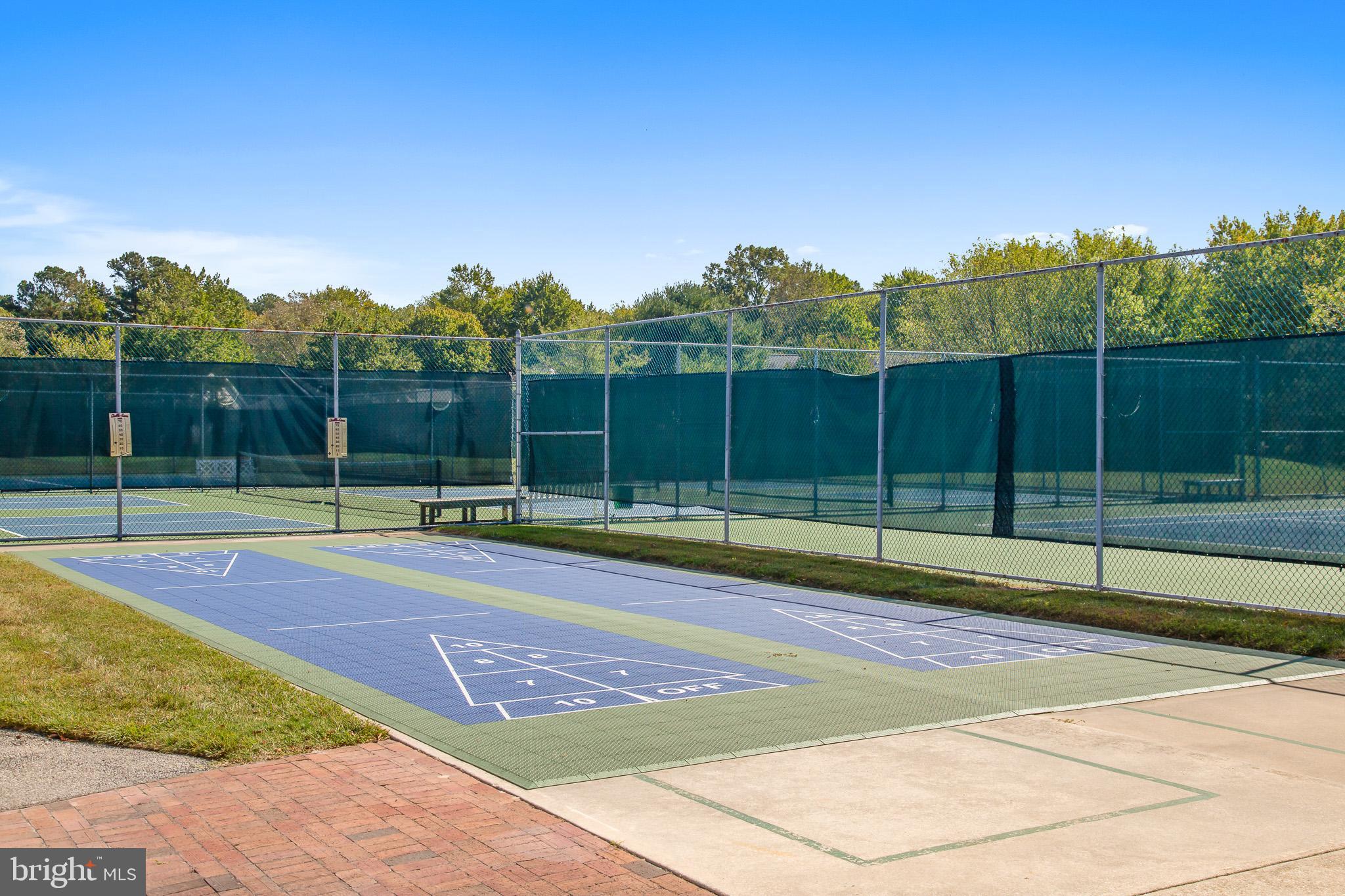 38744 Skipjack Village Road, Unit 14 Bethany Beach, DE 19930 - Photo 67 of 70 shuffleboard