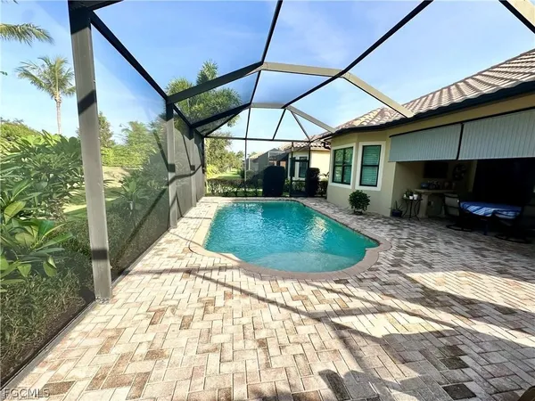 $7,900 | 9061 Isla Bella Circle, Bonita Springs, FL 34135