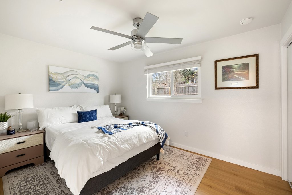 3309 China Grove Austin, TX 78745 - Photo 7 of 10