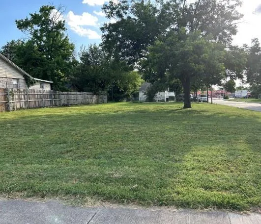 $199,999 | 2900 Ryan Avenue, Fort Worth, TX 76110