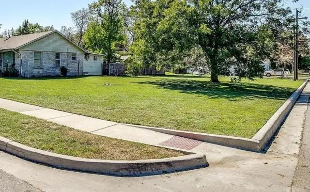 $199,999 | 2900 Ryan Avenue, Fort Worth, TX 76110