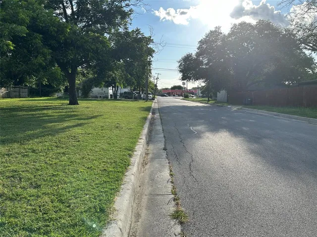 $199,999 | 2900 Ryan Avenue, Fort Worth, TX 76110