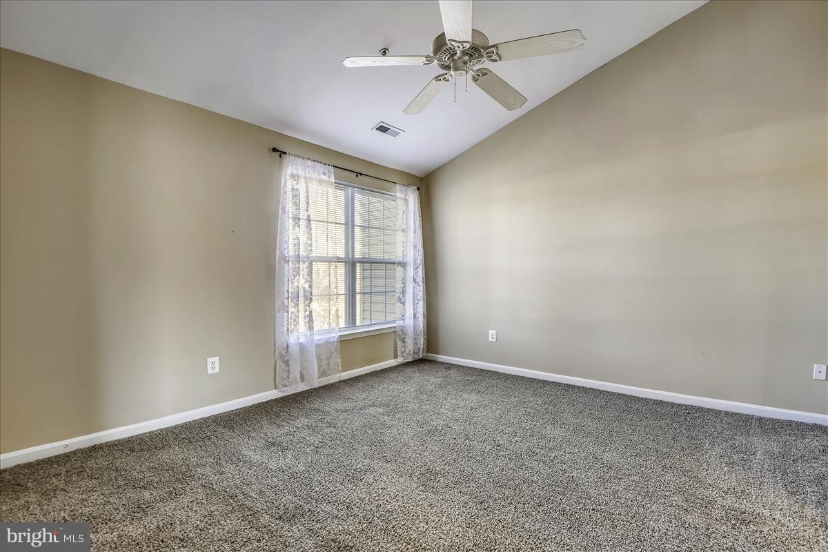662 Howards Loop Annapolis, MD 21401 - Photo 15 of 37 Master Bedroom