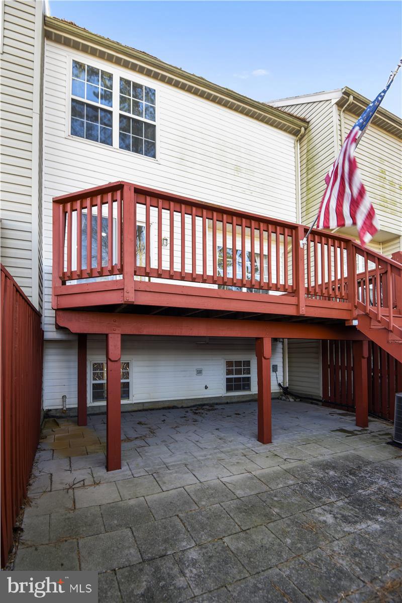 662 Howards Loop Annapolis, MD 21401 - Photo 33 of 37 Rear View