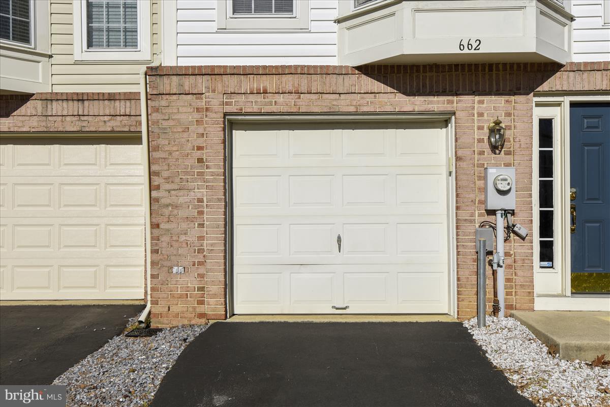 662 Howards Loop Annapolis, MD 21401 - Photo 34 of 37 Garage