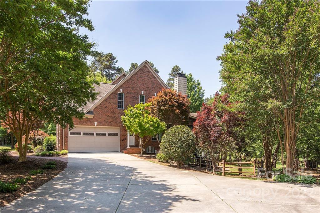 15046 Autumncrest Road Huntersville, NC 28078 - Photo 3 of 33 Gallery Image 3