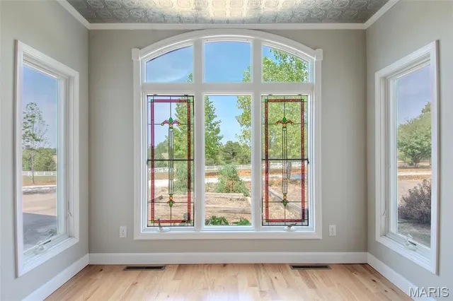 $450,000 | 208 Greenway Drive, Holts Summit, MO 65043