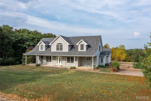 $450,000 | 208 Greenway Drive, Holts Summit, MO 65043