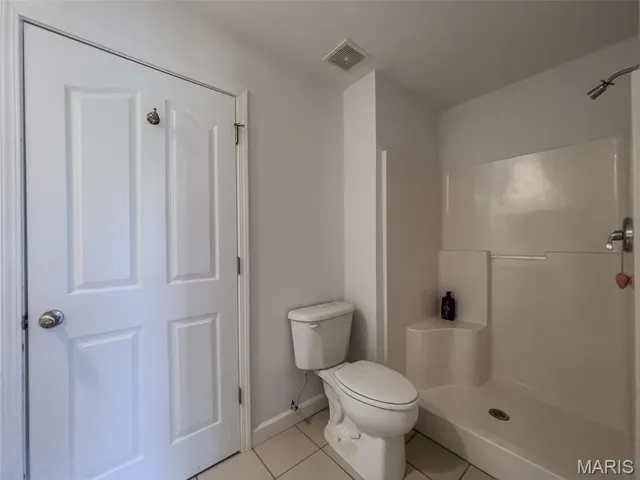 $450,000 | 208 Greenway Drive, Holts Summit, MO 65043