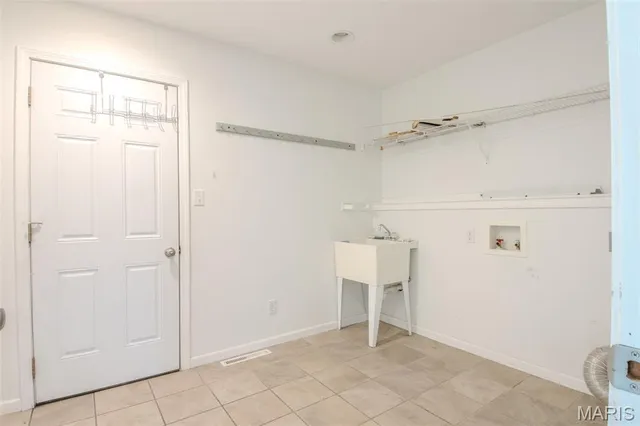 $450,000 | 208 Greenway Drive, Holts Summit, MO 65043