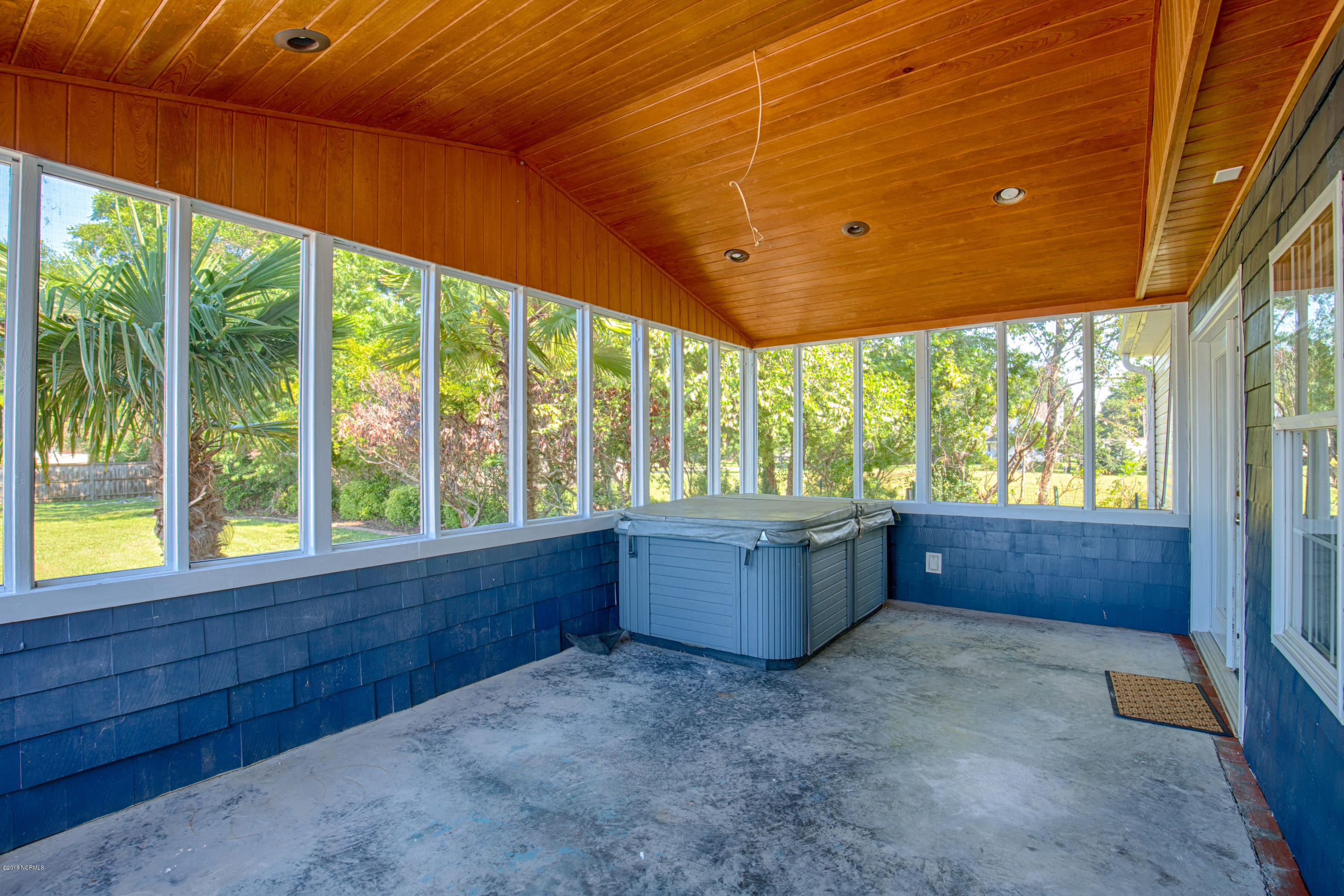 108 Swan Point Road Sneads Ferry, NC 28460 - Photo 16 of 21 108 Swan Point - 11