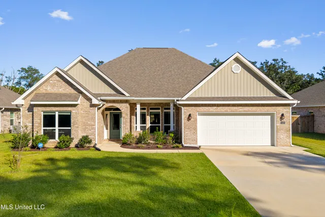 $405,000 | 5416 East Belle Fontaine Road, Ocean Springs, MS 39564