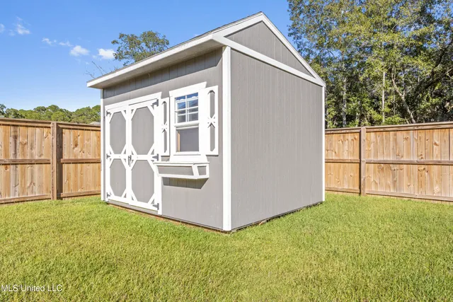 $399,000 | 5416 East Belle Fontaine Road, Ocean Springs, MS 39564