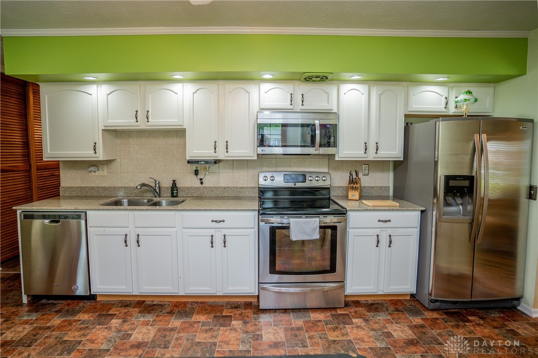4401 Wehner Road Kettering, OH 45429 - Photo 8 of 38 Gallery Image 8
