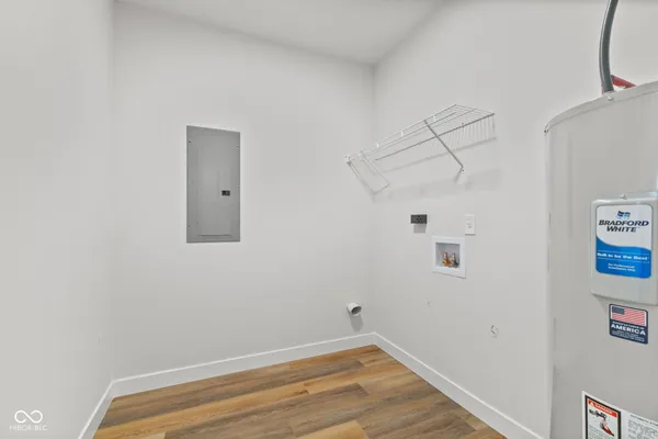 $1,695 | 2711 Guilford Avenue, Unit A, Indianapolis, IN 46205