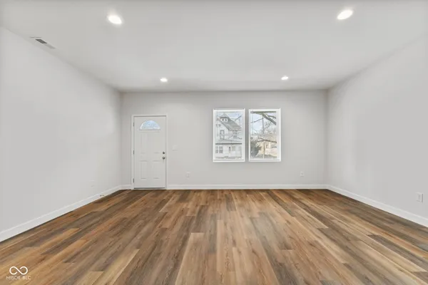 $1,695 | 2711 Guilford Avenue, Unit A, Indianapolis, IN 46205