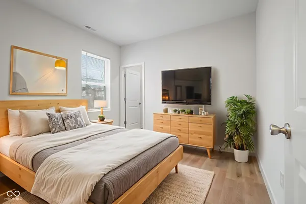 $1,695 | 2711 Guilford Avenue, Unit A, Indianapolis, IN 46205