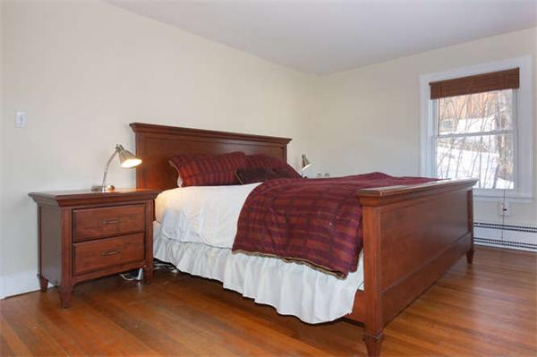 36 Hill Street Lexington, MA 02421 - Photo 14 of 30 Gallery Image 14