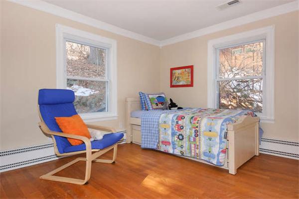 36 Hill Street Lexington, MA 02421 - Photo 16 of 30 Gallery Image 16