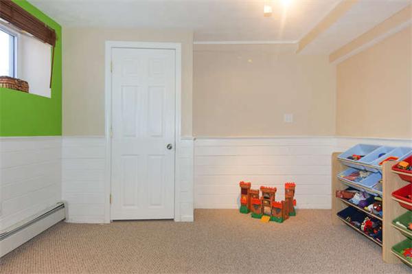 36 Hill Street Lexington, MA 02421 - Photo 24 of 30 Gallery Image 24