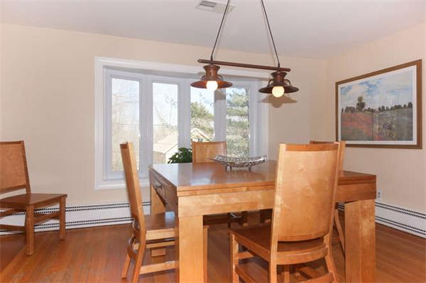 36 Hill Street Lexington, MA 02421 - Photo 8 of 30 Gallery Image 8