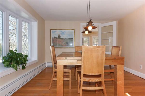 36 Hill Street Lexington, MA 02421 - Photo 9 of 30 Gallery Image 9