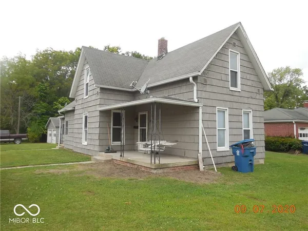 $900 | 203 1/2 East 1st Street, Sheridan, IN 46069