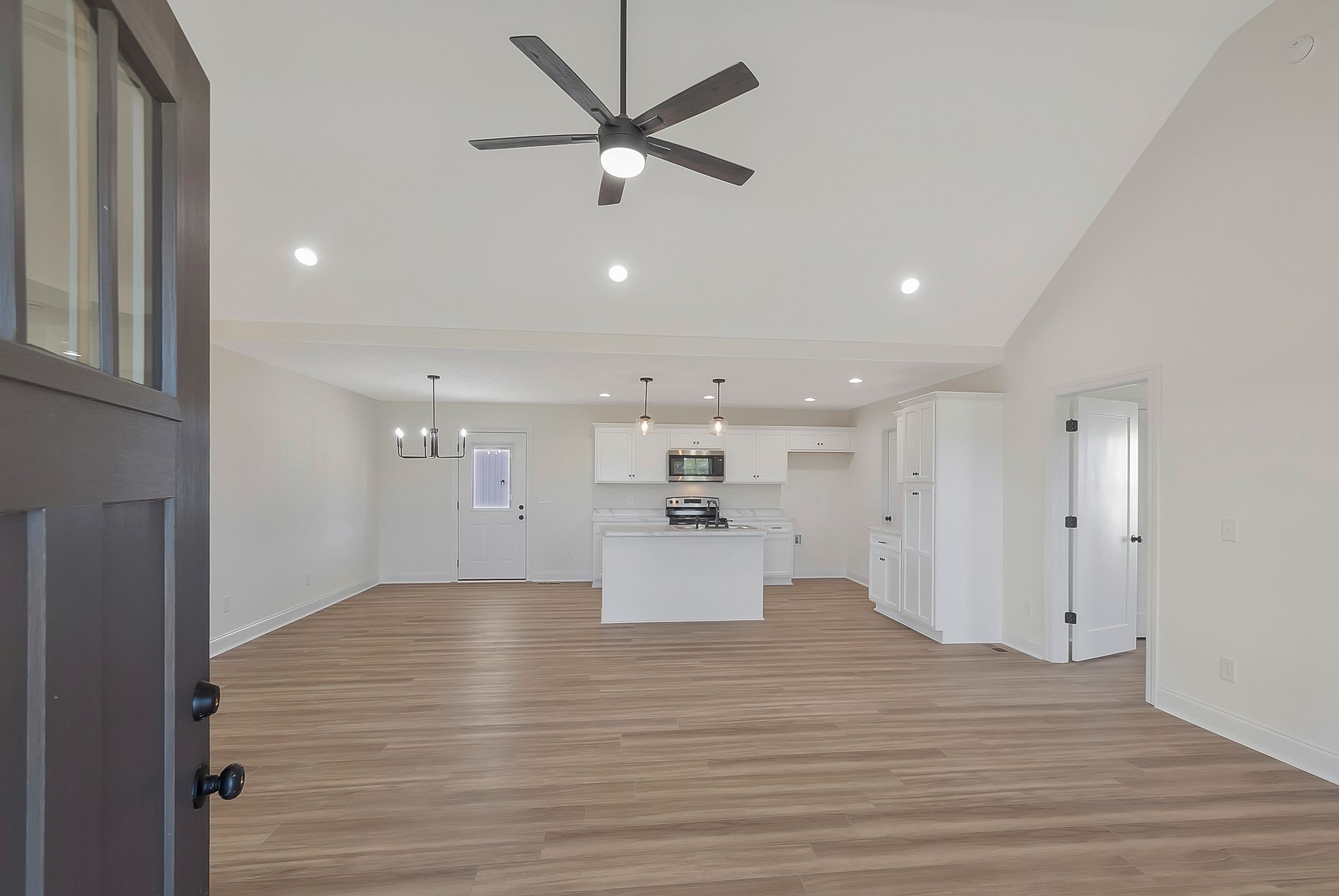 2173 Claude Fox Road Cornersville, TN 37047 - Photo 4 of 26 Gallery Image 4