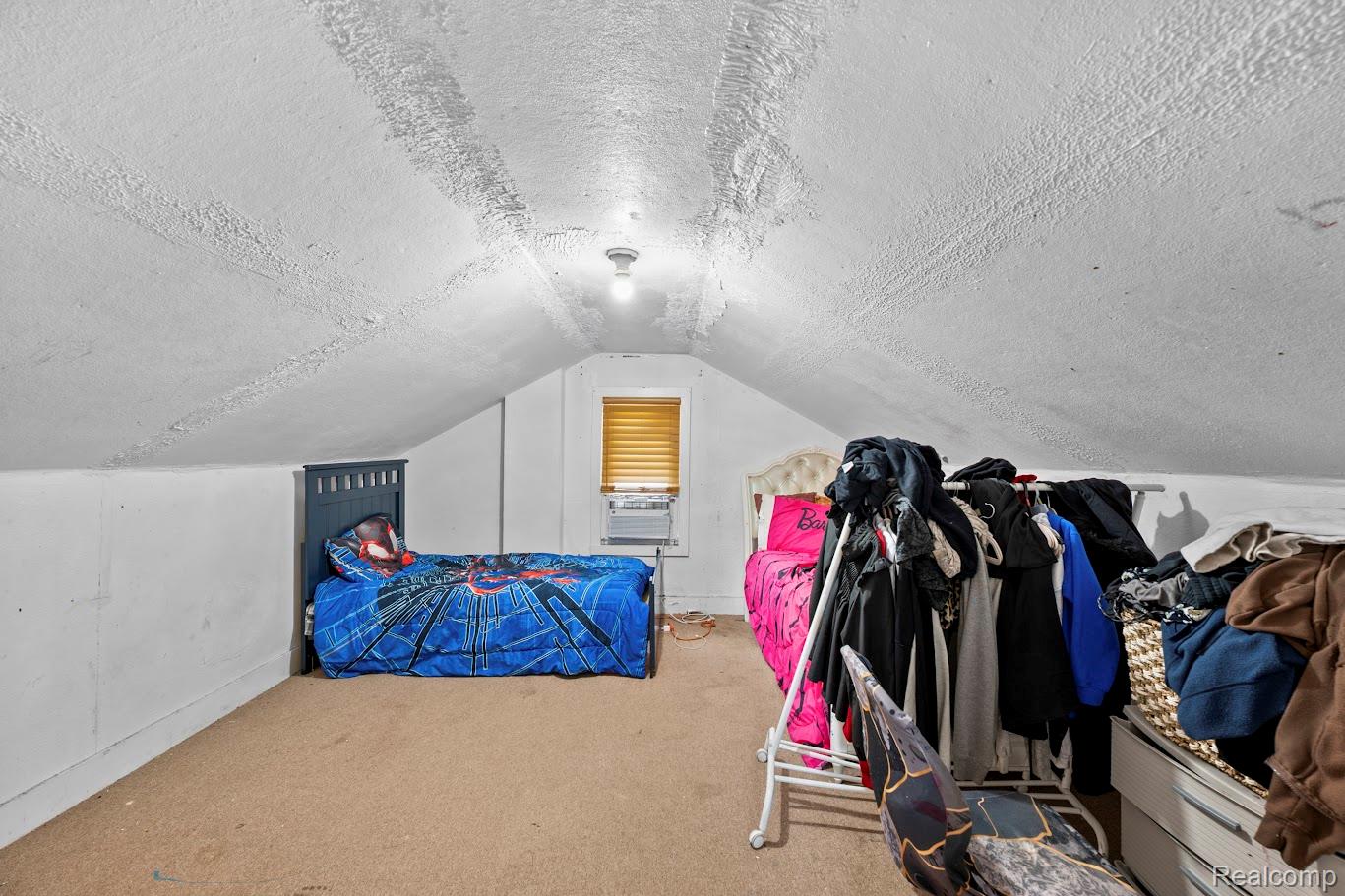 6800 Longacre Street Detroit, MI 48228 - Photo 19 of 24 Bedroom with carpet and a textured ceiling