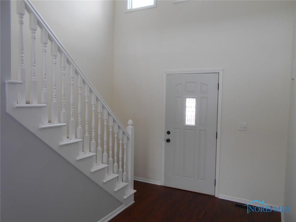 801 Fox Run Road, Unit U2 Findlay, OH 45840 - Photo 3 of 18 Gallery Image 3