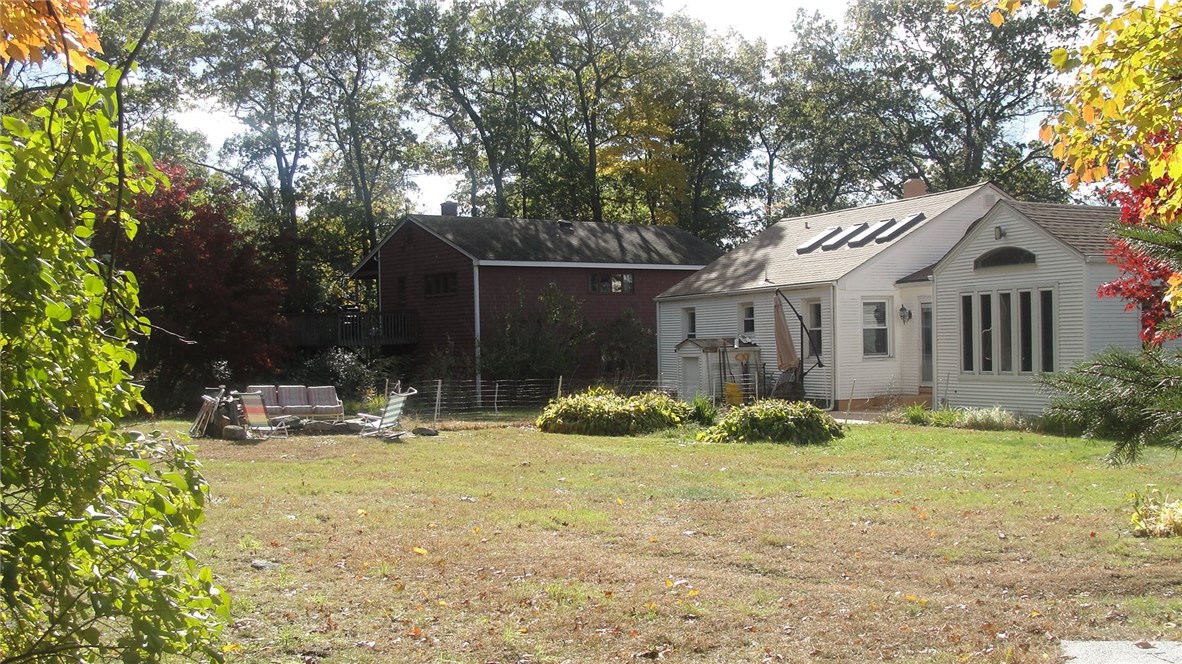 511 Bound Road Cumberland, RI 02895 - Photo 9 of 40