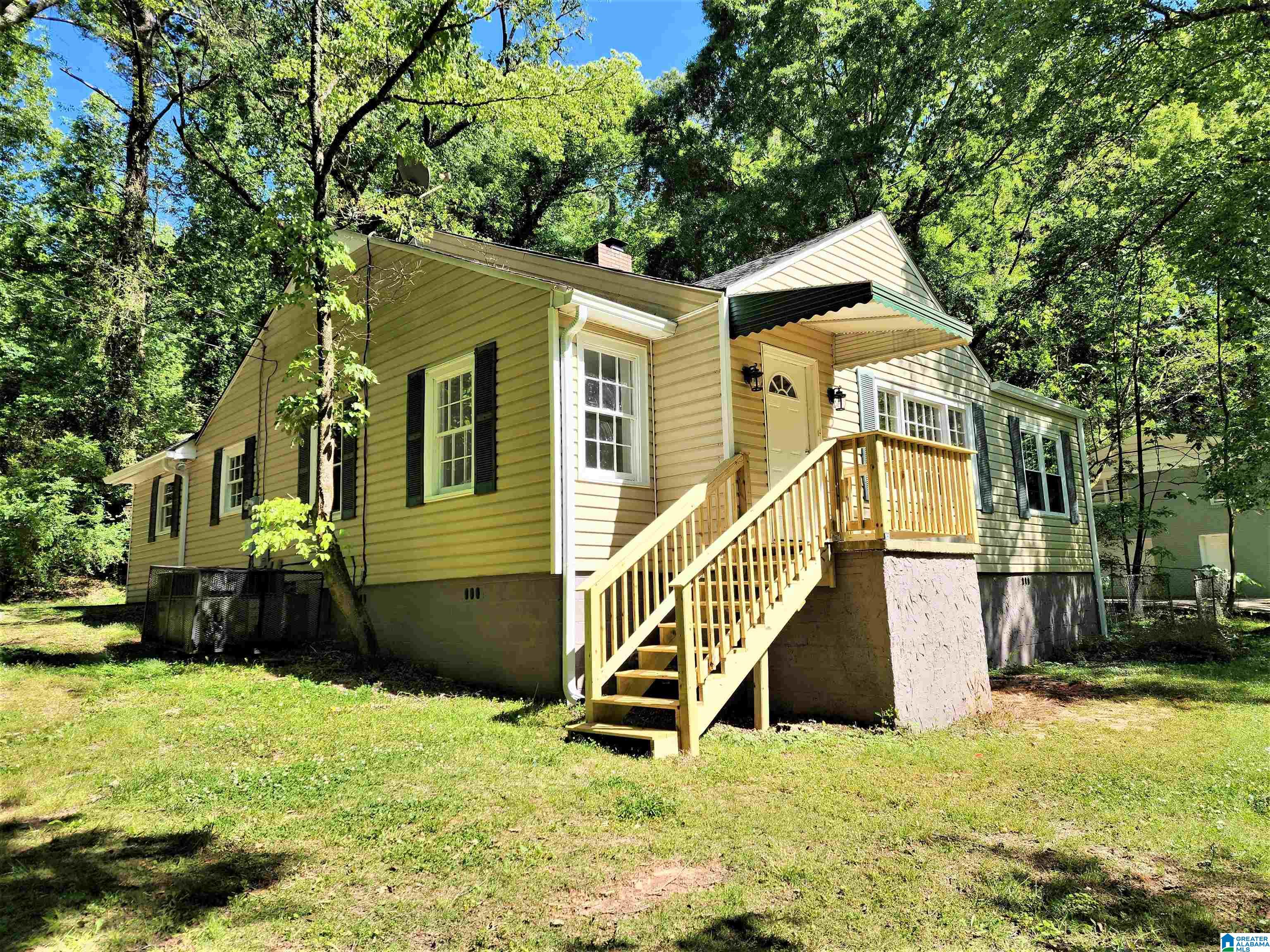 1645 Old Springville Road Birmingham, AL 35235 - Photo 2 of 29
