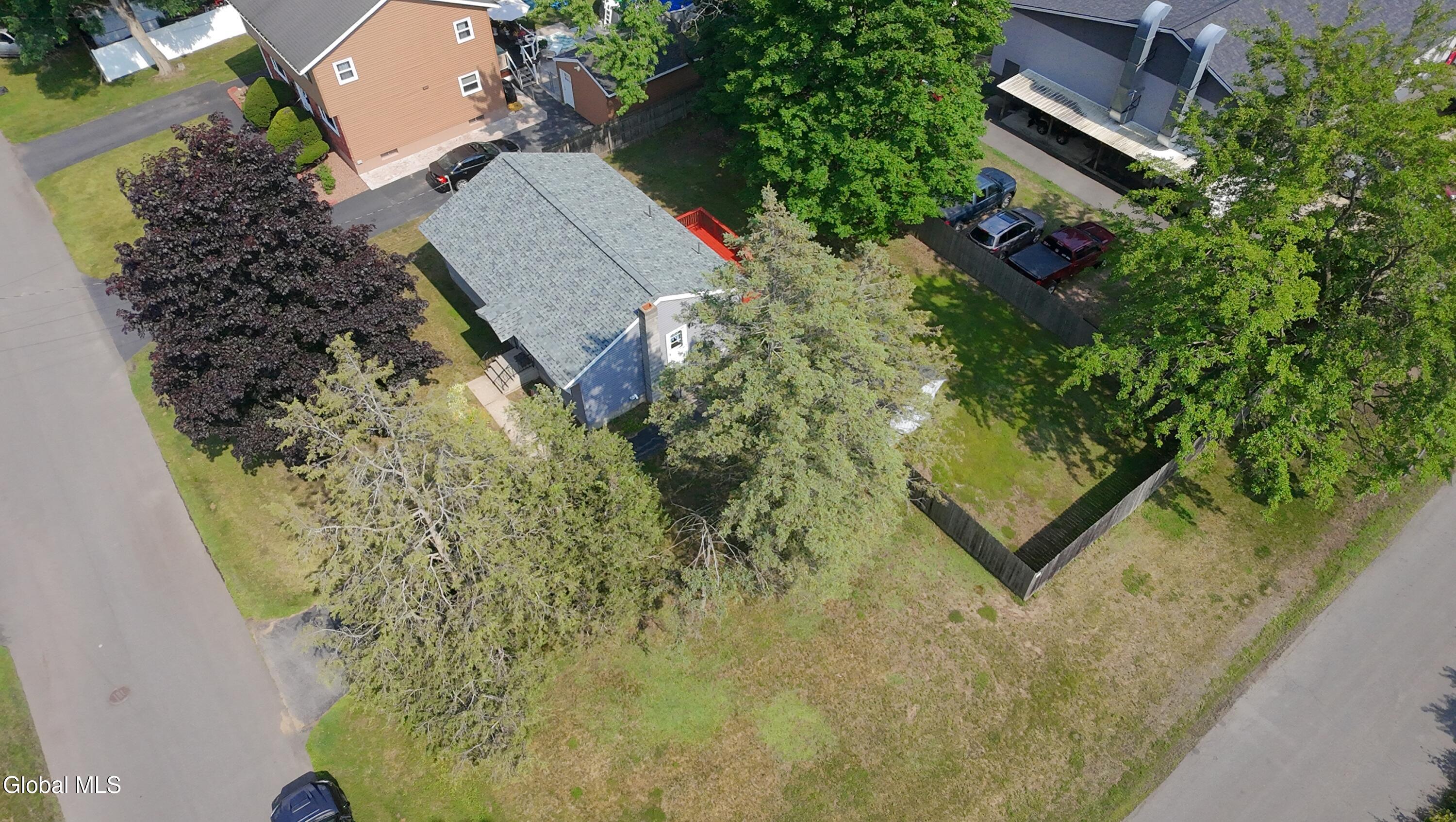 1684 Roma Street Schenectady, NY 12306 - Photo 23 of 24 Drone right angle