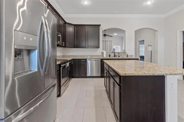 $234,500 | 2086 Westbank Drive, Lake Charles, LA 70611