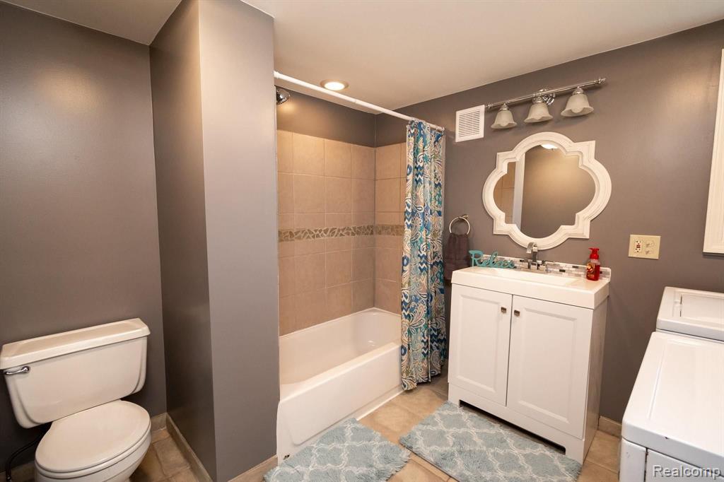 1675 Bowers Road Lapeer, MI 48446 - Photo 31 of 46