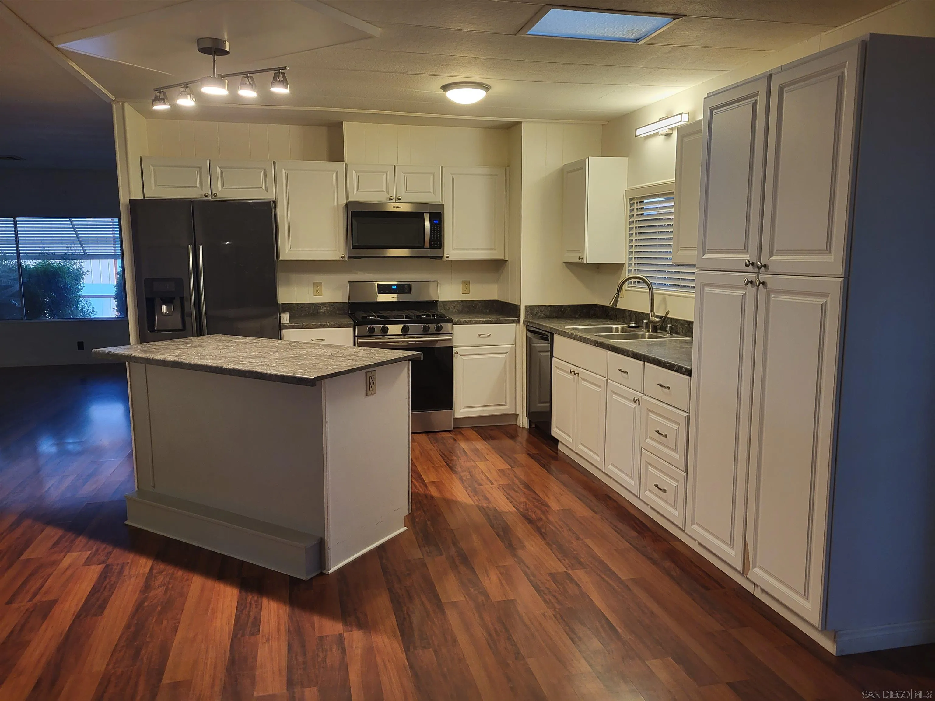 9395 Harritt Road, Unit SPC 79 Lakeside, CA 92040 - Photo 4 of 29 Gallery Image 4