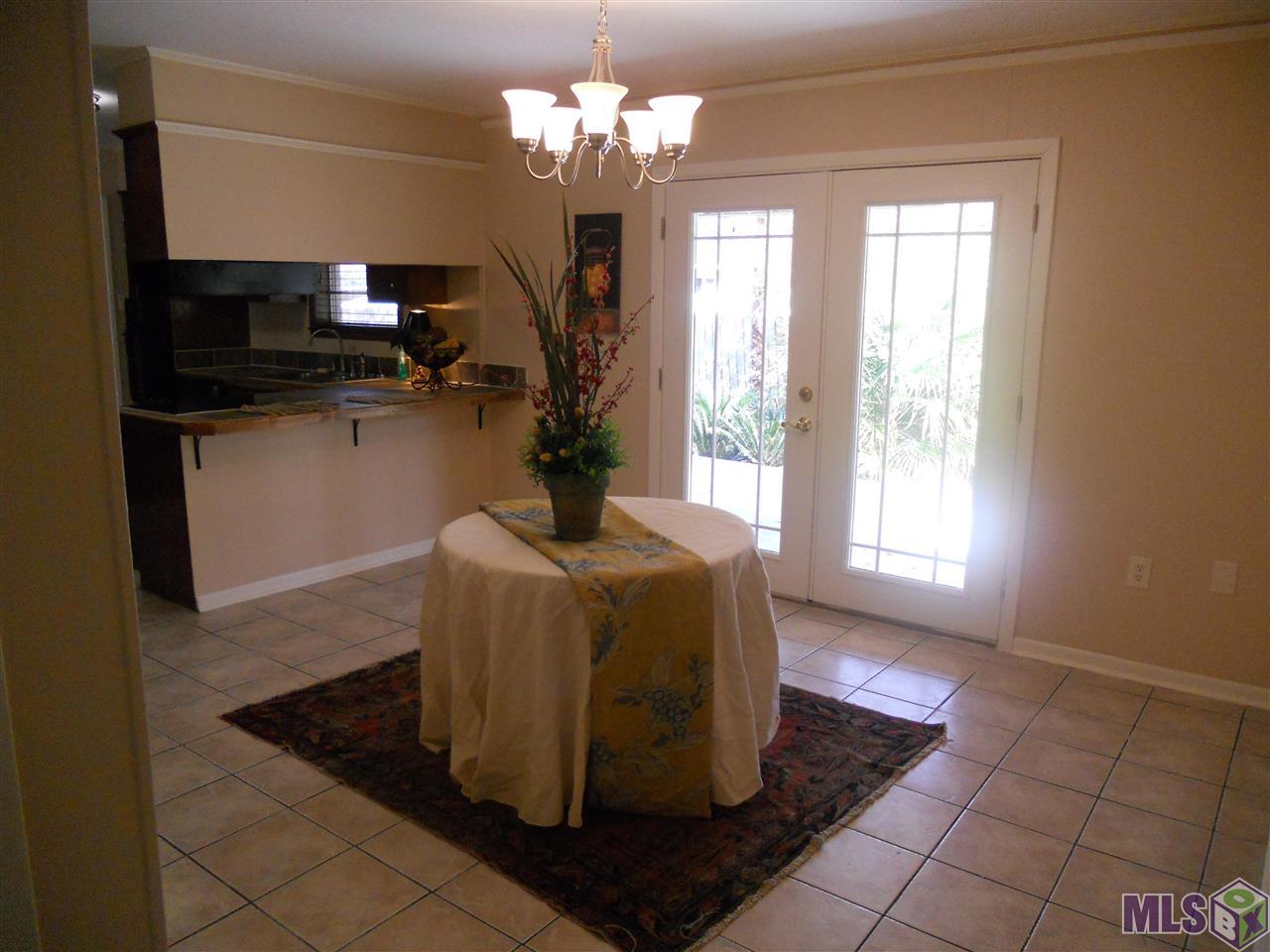 945 Lils Court Baton Rouge, LA 70806 - Photo 2 of 12 Gallery Image 2