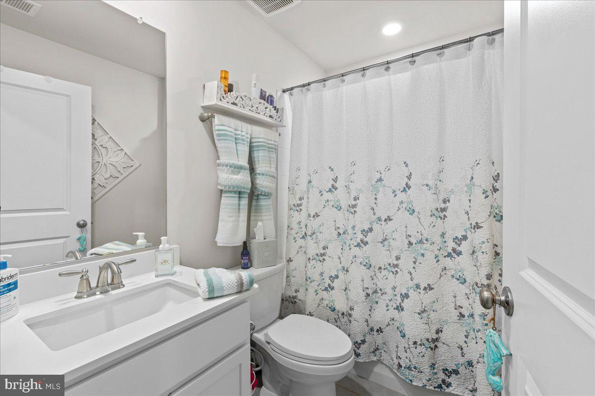 435 Monte Farm Road Mount Laurel, NJ 08054 - Photo 6 of 35