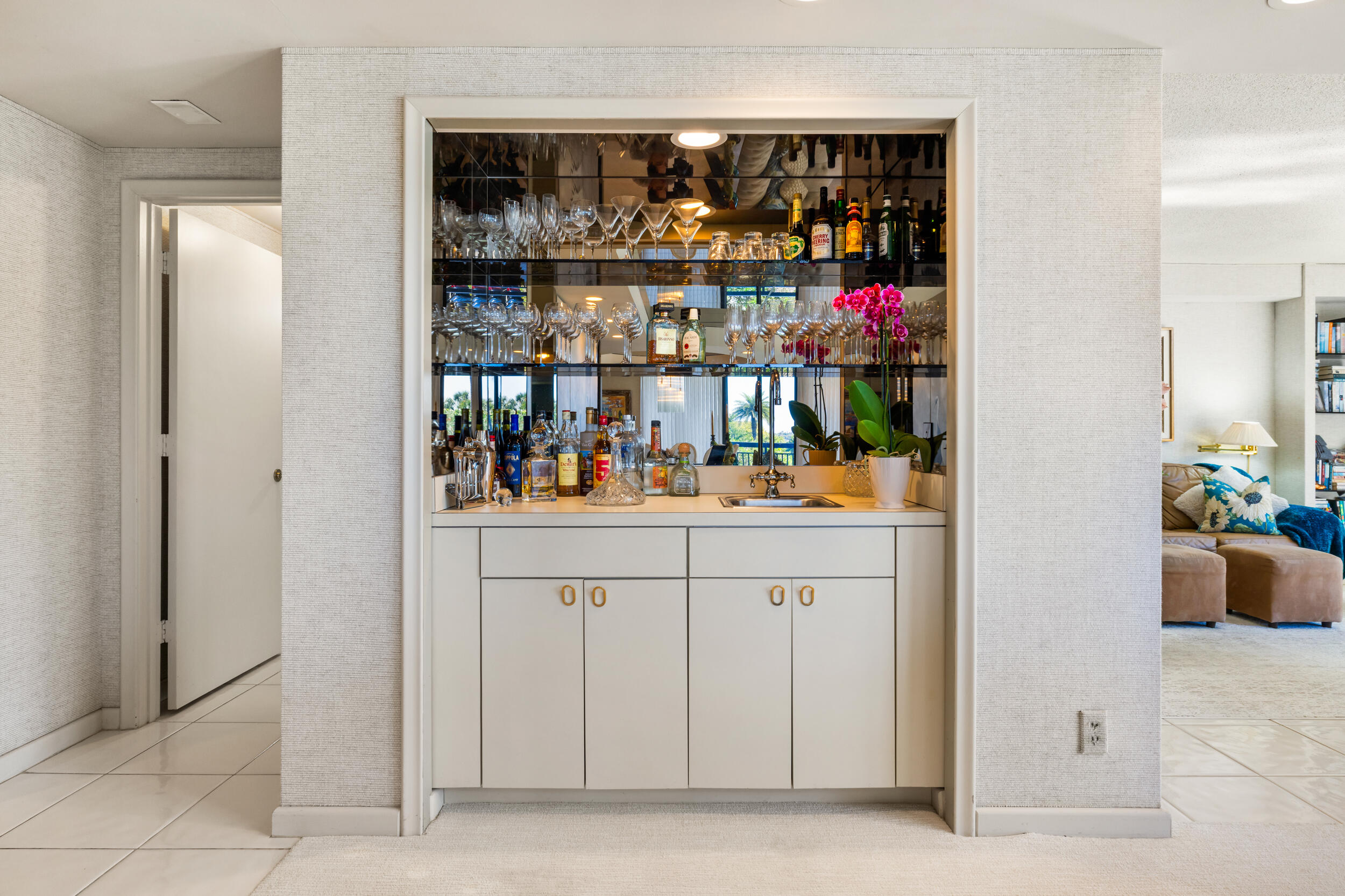 3140 South Ocean Boulevard, Unit 101S Palm Beach, FL 33480 - Photo 11 of 64 11_et6a5340