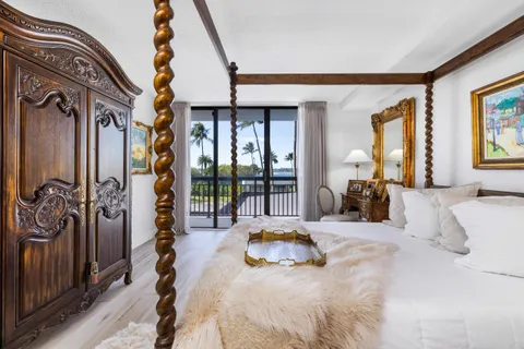 $2,200,000 | 3140 South Ocean Boulevard, Unit 101S, Palm Beach, FL 33480