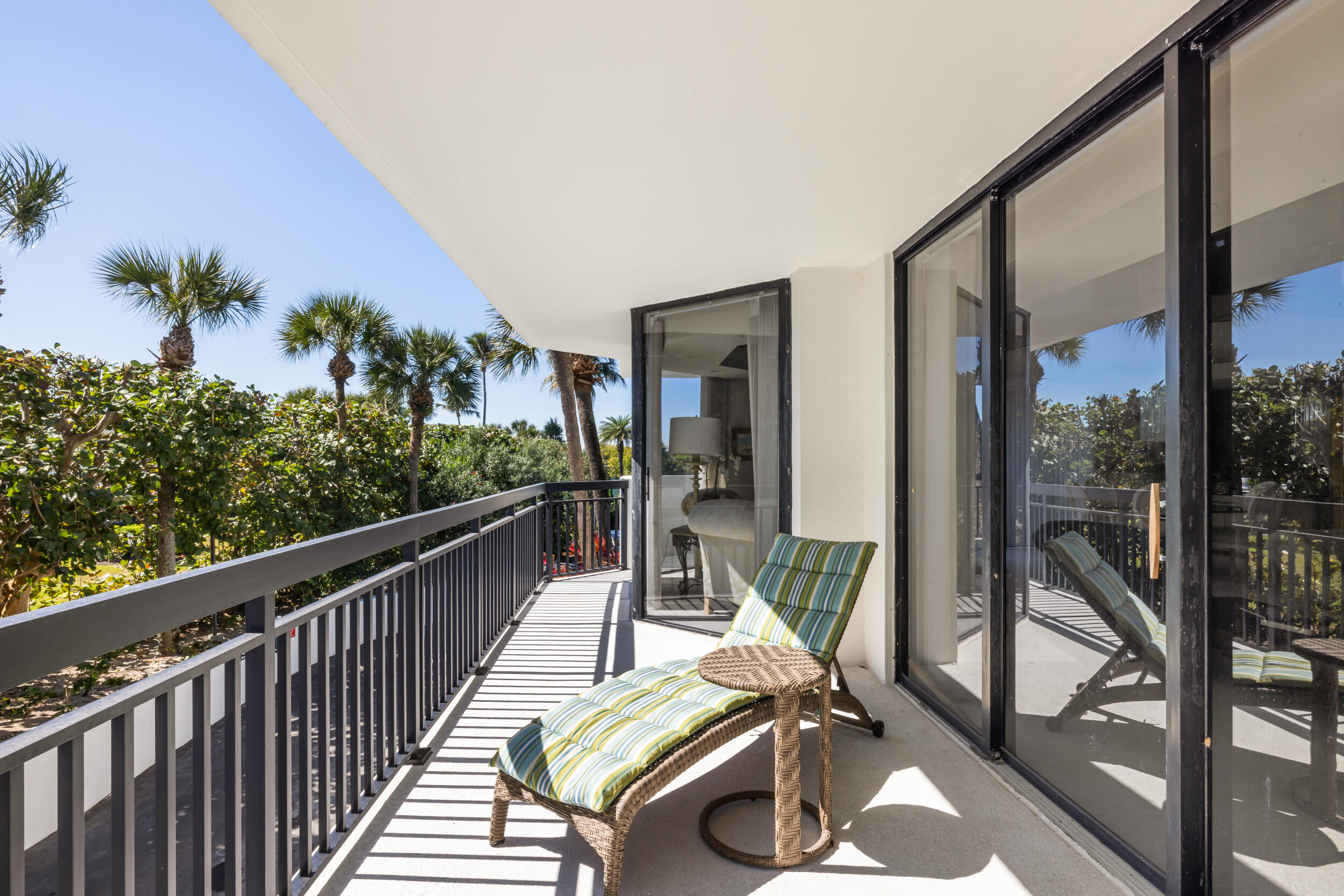 3140 South Ocean Boulevard, Unit 101S Palm Beach, FL 33480 - Photo 53 of 64 37_et6a5244