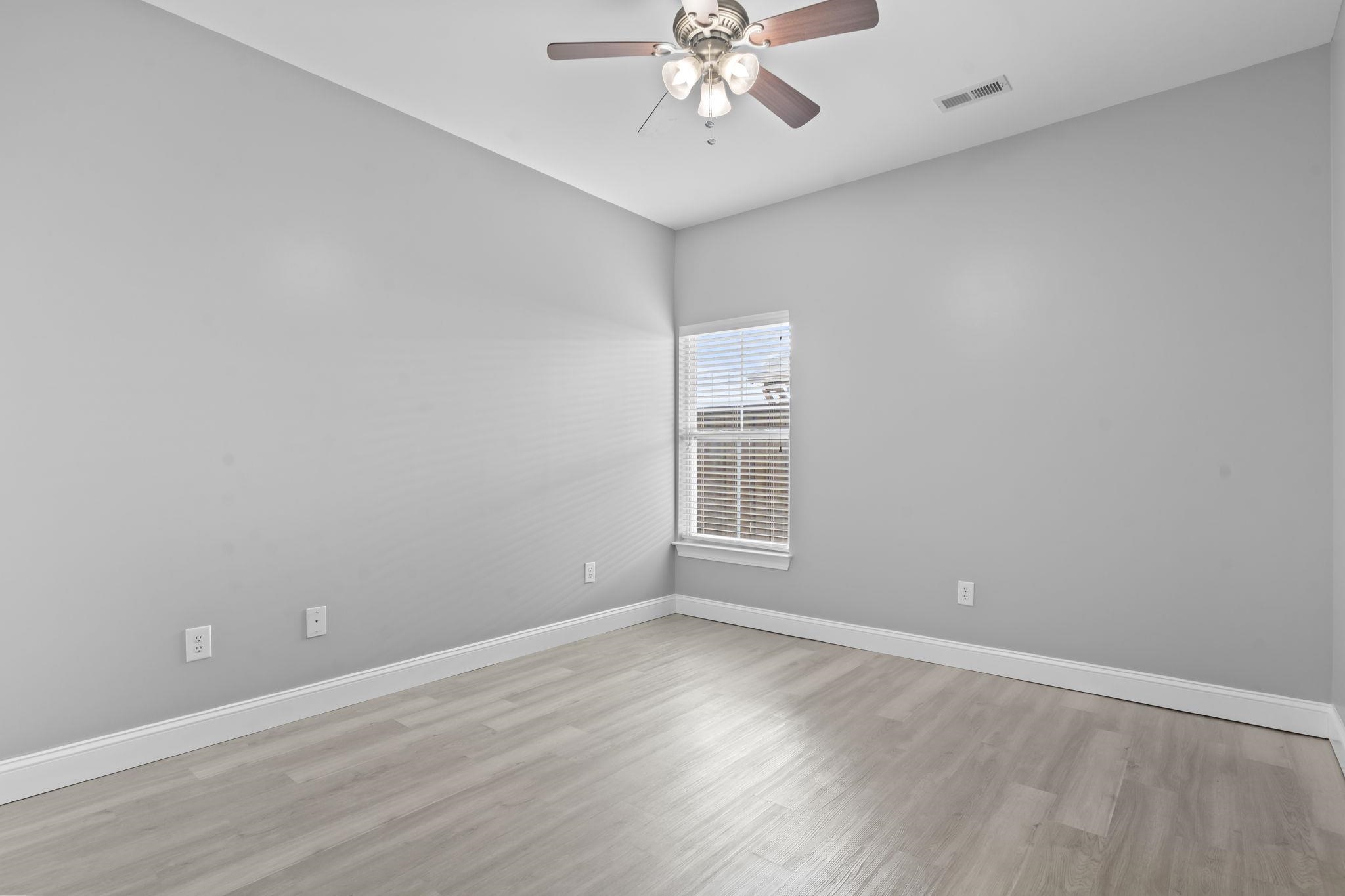 567 Sunnyside Avenue Murrells Inlet, SC 29576 - Photo 9 of 36